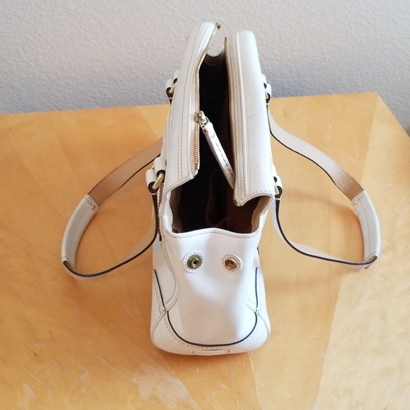 COACH VINTAGE SOFT LEATHER PURSE - Picture 5 of 7